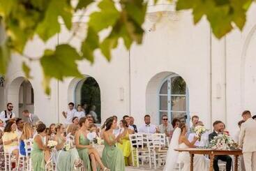 هتل Masseria Malvindi