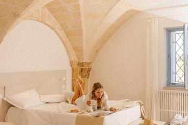 هتل Masseria Malvindi