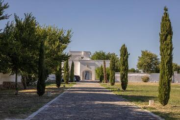 هتل Masseria Malvindi