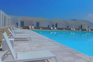 هتل Masseria Malvindi
