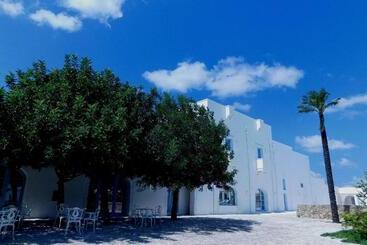 هتل Masseria Malvindi