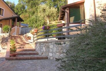 هتل روستایی Agriturismo Civarra