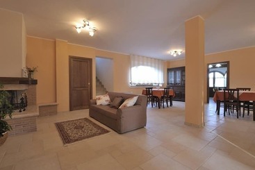 B & B Casale Frezzini