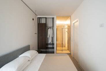 Alkamuri Posh Hotel E Spa