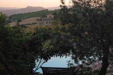 هتل روستایی Agriturismo Acquaviva Todi