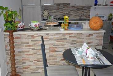 La Rosa Bed & Breakfast