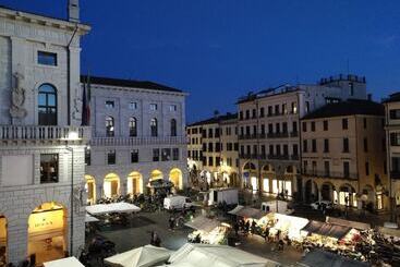 پانسیون Officine Cavour Apartments