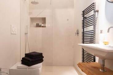 پانسیون Officine Cavour Apartments