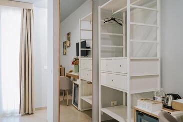 تختخواب و صبحانه Villa Sece  Luxury Rooms