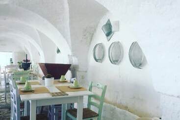 هتل روستایی Masseria Mozzone