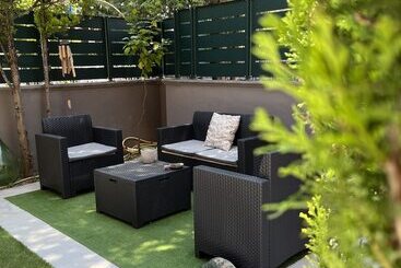 تختخواب و صبحانه Marini Bed&breakfast