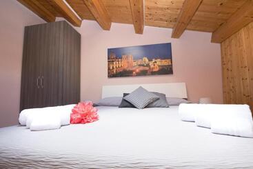 膳宿费 Casa Vacanze Malaclà