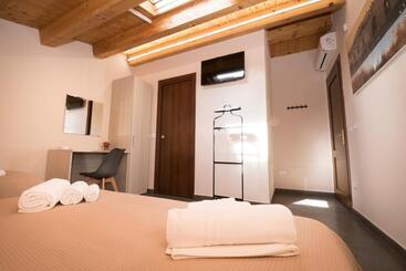 膳宿费 Casa Vacanze Malaclà