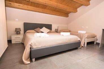 膳宿费 Casa Vacanze Malaclà