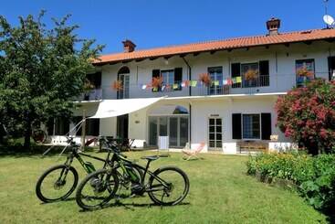 تختخواب و صبحانه Casa Del Movimento Lento   Guesthouse