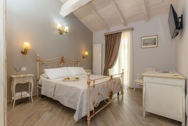 تختخواب و صبحانه Le Torri Di Tarquinia