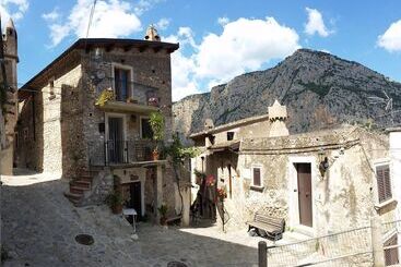 Bed & Breakfast Dhafna Civita
