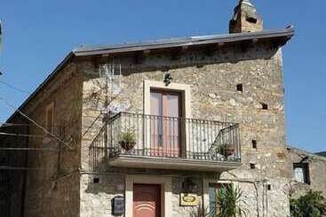 Bed & Breakfast Dhafna Civita