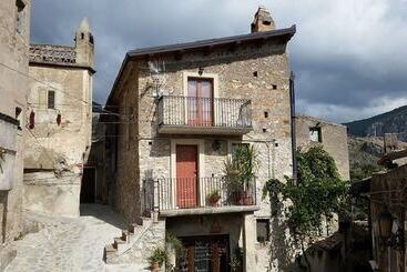 Bed & Breakfast Dhafna Civita