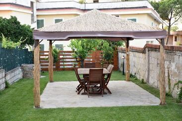 تختخواب و صبحانه Vistamare Maison