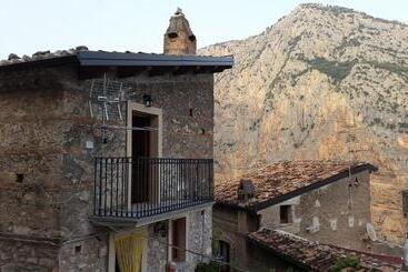 Bed & Breakfast Dhafna Civita
