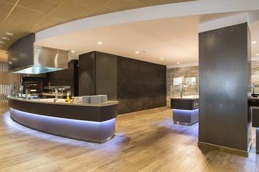 Aparthotel California