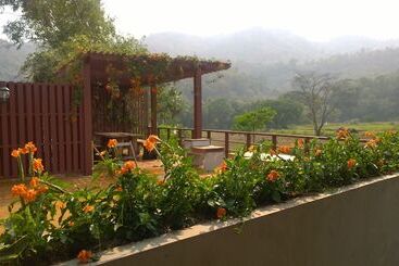 Bulun Buri Resort
