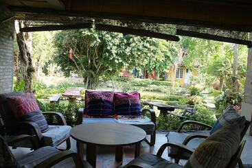 Bulun Buri Resort