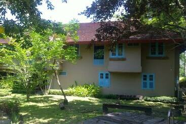 Bulun Buri Resort