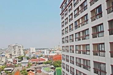 Amora Thapae Hotel Chiang Mai