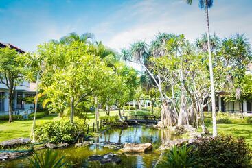 هتل Aonang Villa Resort I Beach Front