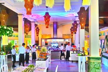هتل Aonang Villa Resort I Beach Front
