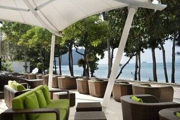 هتل Aonang Villa Resort I Beach Front