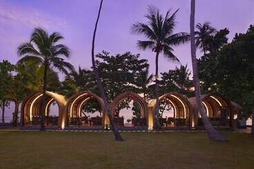 هتل Aonang Villa Resort I Beach Front