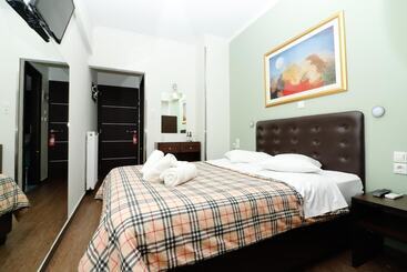 هتل Athens Choice