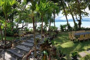 هتل Baan Mai Beachfront Phuket Lone Island