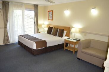 هتل Best Western Ambassador Motor Lodge