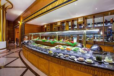 Corniche Hotel Abu Dhabi