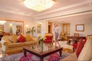 Corniche Hotel Abu Dhabi