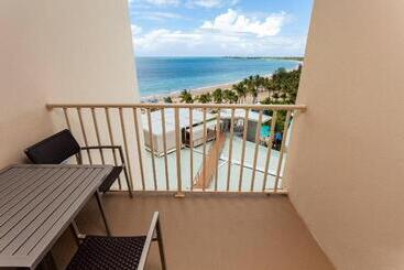 Courtyard Isla Verde Beach Resort - קרוליינה הצפונית