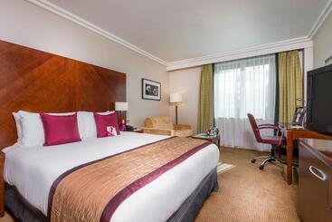 هتل Crowne Plaza Birmingham Nec, An Ihg