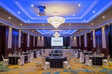 هتل Dusit Thani Dubai