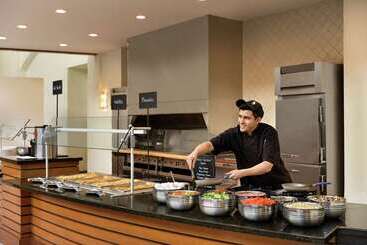 Hotell Embassy Suites  Boston Logan Airport