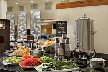 Hotell Embassy Suites  Boston Logan Airport