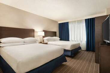 Hotell Embassy Suites  Boston Logan Airport