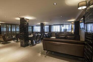هتل First House