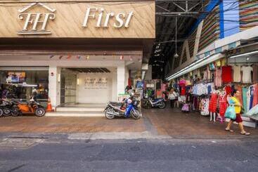 هتل First House