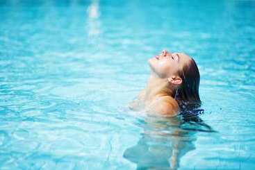 هتل Flora Wellness & Beauty