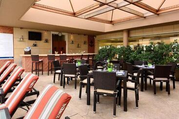 هتل Gefinor Rotana – Beirut