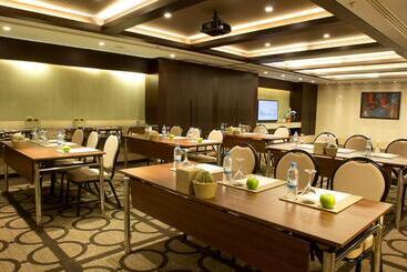 هتل Gefinor Rotana – Beirut